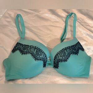 Victoria’s Secret push up bra
